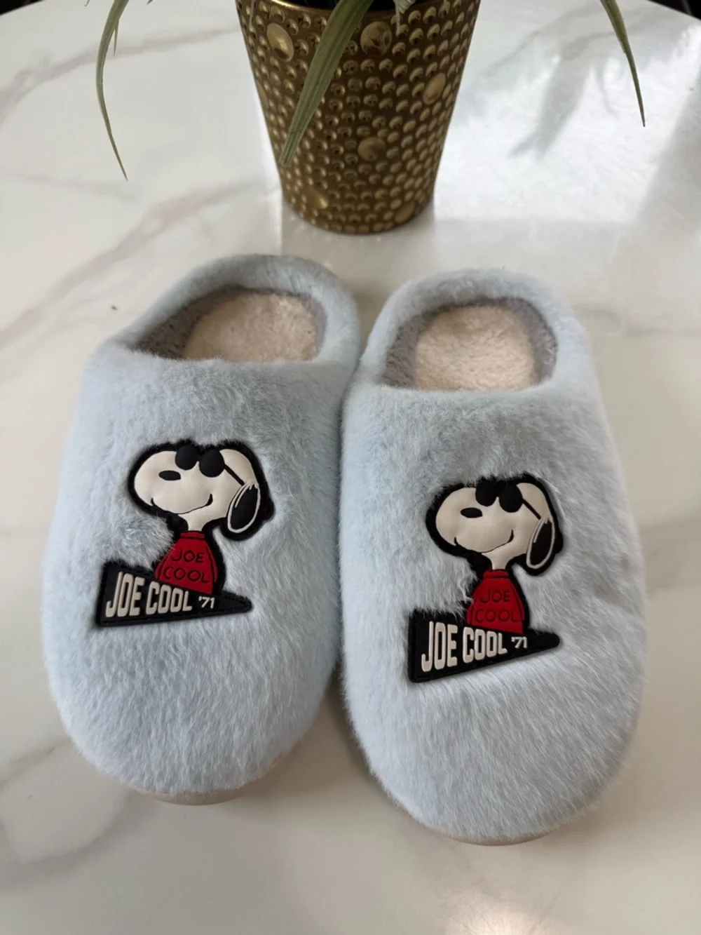 Unisex Snoopy 'Joe Cool' Light Blue Fuzzy Slippers